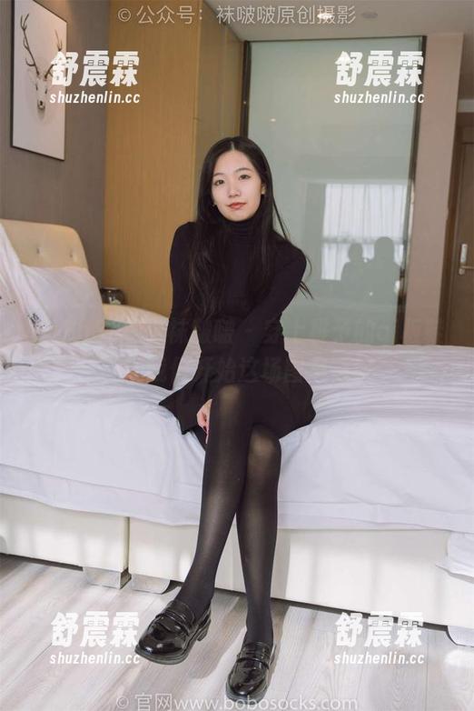 BoBoSocks袜啵啵 - 穿上稚予的aj板鞋，让我们开始这场图集之旅