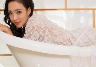GIRLT果团网 - 眼镜会说话?那得问问Miss琪,听听她的免费图册!