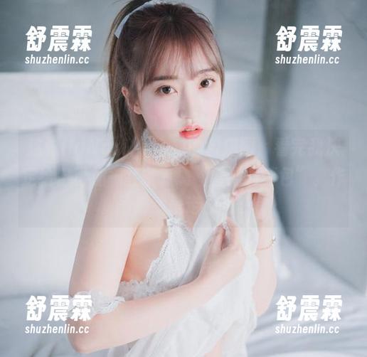 这张HaNari(하나리)的雪猫图，看完我决定给自己加一竖条专属“雪猫表情包”。作品果然是走心的。