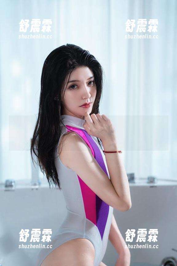 图片传递出的Kettoe竞泳气氛，我的天，这精选也太…