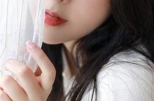 MFStar模范学院 - 黑白的Ellie艾栗栗写真,尽管颜色缺席,但氛围满分呐!