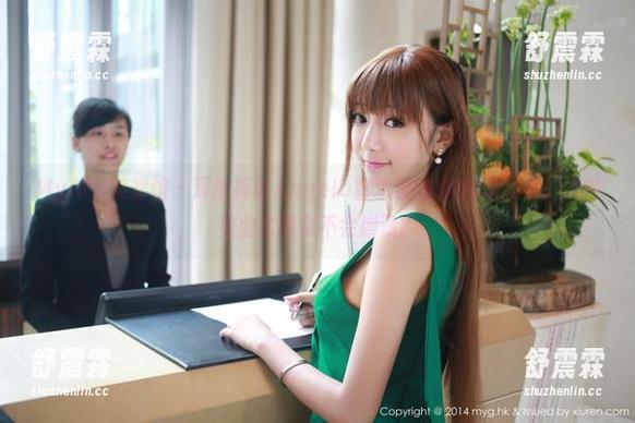 MyGirl美媛馆 - 深度探讨Angela喜欢猫的JK高清写真，这种美业余圈会不会崩溃？