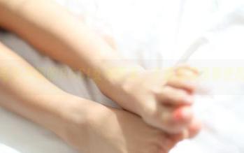 与众不同的ROSI女神图集，下载后请谨慎使用