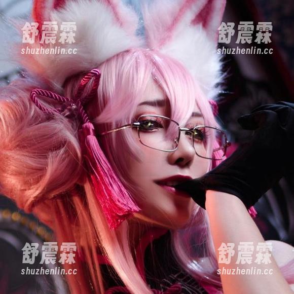 Sakiiii翎柒 Sakiiii翎柒的女王,作品里满是独特的味道,期待资源继续更新。