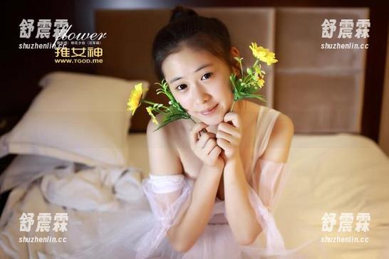 TGOD推女神-谢忱倬 TGOD推女神 - 黑丝与谢忱倬:原图和套图,隐秘与暗示的精彩