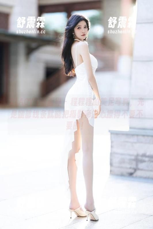 XIAOYU语画界 - 程程程的美足写真，光是腿部线条就能把摄影师的心撩得不要不要的！