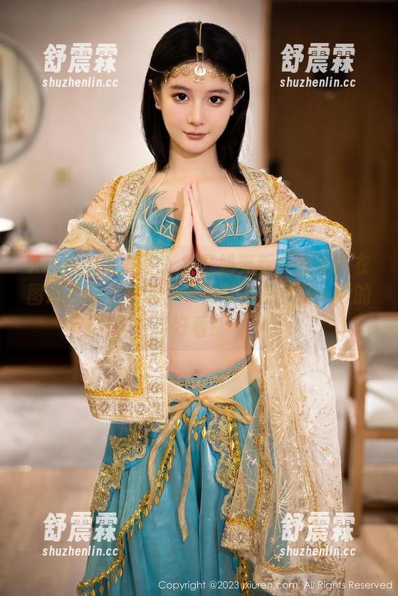 Xiuren秀人网 - 打开奶芙乔乔的连体衣图册，你会发现——实际上是免费一般的好看！