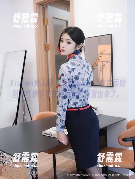 Xiuren秀人网 - 无圣光天台，李昔雨的图包就像下午茶的甜蜜偷偷溜出来了。