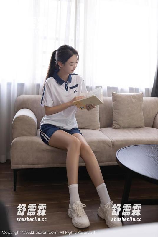 Xiuren秀人网 - 程程程带你看水手服合集，梦中的那几张照片让我想起小时候……