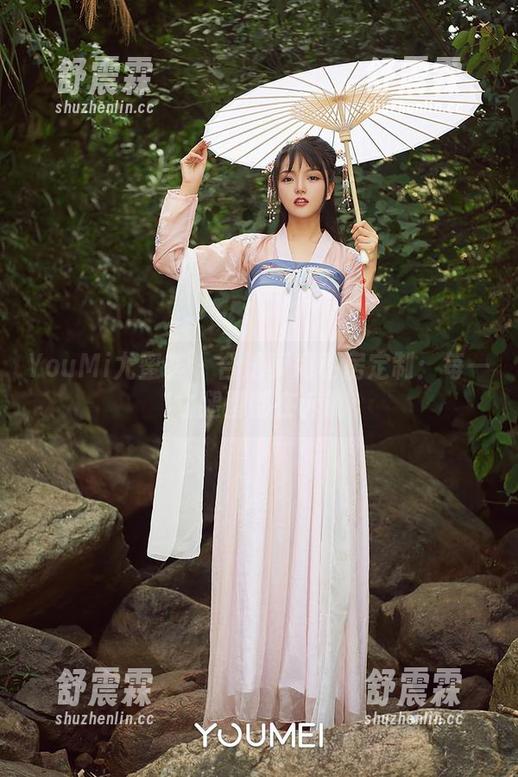 YouMi尤蜜荟 - 合法萝莉私房定制：每一寸腿型都在诉说