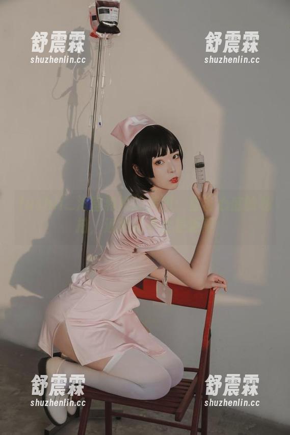 fushii_海堂和她的美图：直击心底的私拍，近距离不止是距离