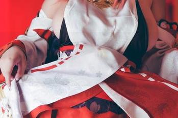 看rinka冲田凛花的新娘合集更新，难道我也该考虑结婚吗？