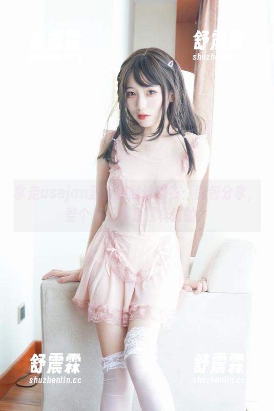 拿走usejan蓝蓝的黑丝睡衣：图包分享，整个夏天都是这样过的？