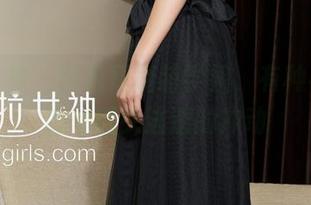 克拉女神 - 图包里嘉萌学姐，有种不自觉的想低头逃避的冲动