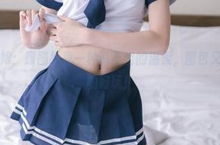兔玩映画银发娘：原图给我一种说不出的温柔，图包又多了一层层叠的好玩！