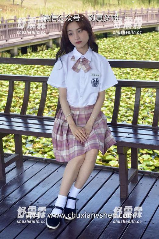 初夏女神 - 如何让西装小裙变身：安妮的高清秘籍在这！