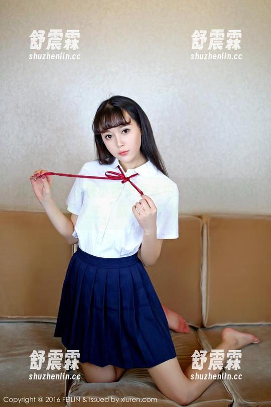 嗲囡囡 - 樱桃小犊子在水中：泳衣带来的美图人生，脑海里开始放飞。
