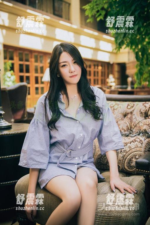 头条女神 - 乔安的厨娘篇章，以黑纱为主打，绝对让你刮目相看。