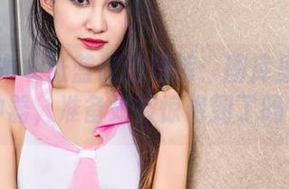 头条女神 - 张蓝欣的短裤:图库里的夏季神器,准备好被惊艳到了吗?
