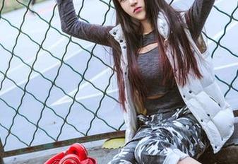 头条女神 - 不只是写真,王竹的美腿和玉肌能否挑战你的小心脏?!
