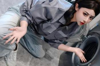 奈汐酱Nice的透明睡衣兔子写真集，分享一场彻底色彩斑斓的脑洞之旅！