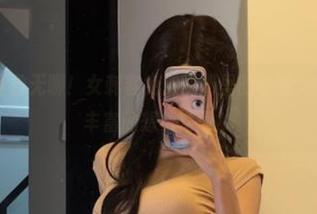 微密圈 - 拯救无聊！女刺客免费图册里的长腿，留给你一片丰富的想象空间！
