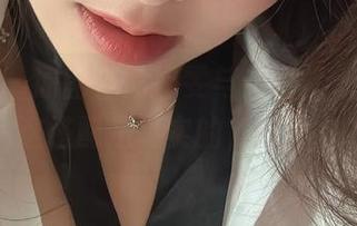 微密圈 - 原图里的奶雯与牛仔裤,无圣光,这搭配是真实的,对不对?