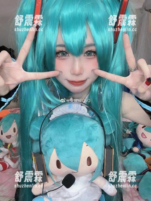 向安曜曜借一只美脚图片，以后生存必备技能