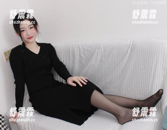 小众视觉-彤彤 小众视觉 - 听说彤彤的天台是个写真资源聚集地,难道这也是传说中的“天台盛会”?