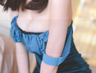 小酥酱的校服看起来还真不简单，原图一波接一波