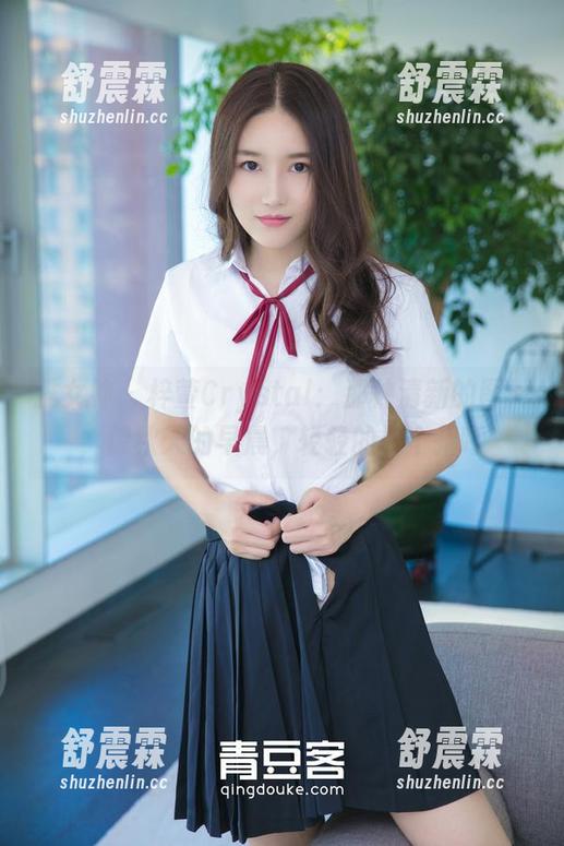 推女神-梓萱Crystal 推女神 - 梓萱Crystal:那种清新的图片,像秋天的早晨,轻轻的打个招呼