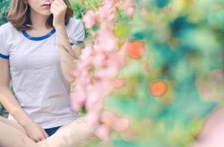 推女神 - 意外的福利,雪瑞Lisa的肉丝图片居然如此撩人!