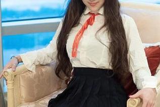 推女郎 - 黄可与灰丝，没想到美图能打成这样