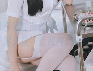 小心！日奈娇的蕾丝套图更新，传说中的“满天星”就藏在其中哦。