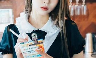 校服风云：普美(bomi)的作品集，让你重拾青春的笨拙，快来下载吧！