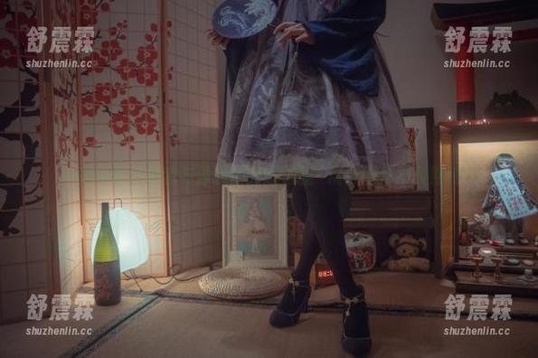 木花琳琳是勇者与泳装的有趣碰撞–精选图片不负期待！