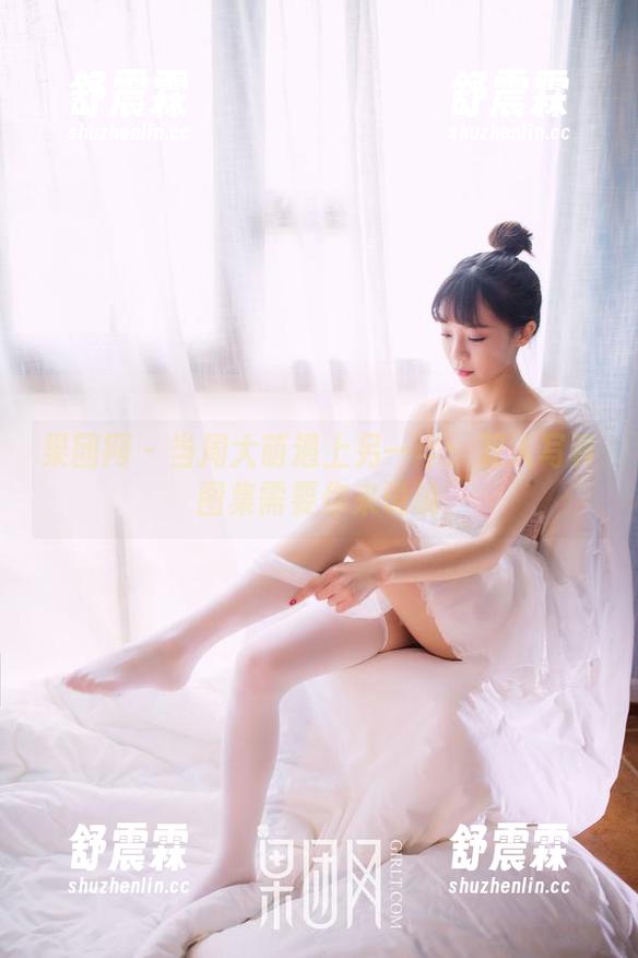 果团网 - 当周大萌遇上另一半：双人写真图集需要你来说说