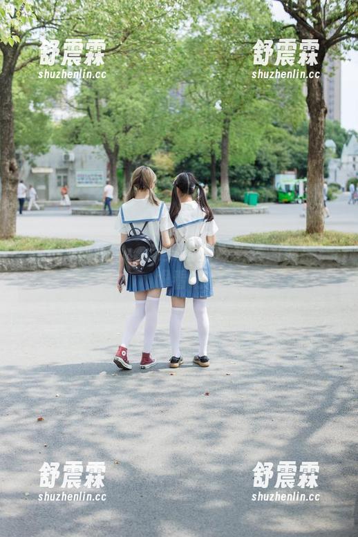 天台黑丝日常：森萝财团最新套图请擦亮眼看呐