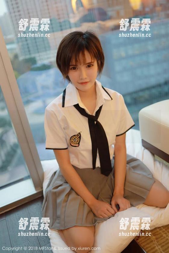 模范学院 - 下载唐琪儿Beauty的职业装原图，你的衣柜会不会被它们征服呢？