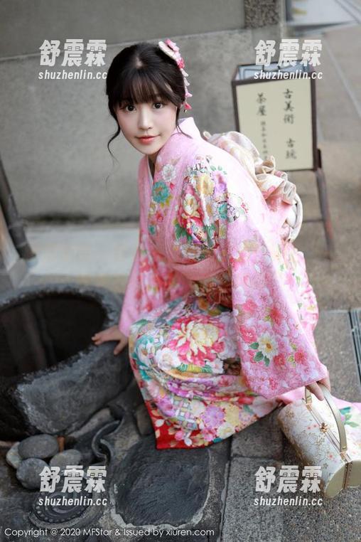 模范学院-董林越 模范学院 - 作品集里藏着的蕾丝碎片,来瞧瞧董林越的“意外所得”