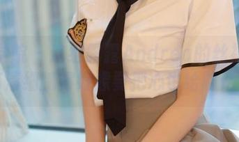 模范学院 - 这组露露Andrea的丝袜写真，高清细腻得好像要把心也给融化了！
