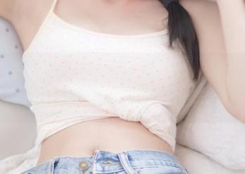 清水由乃的校服写真，精选集这名字好耳熟，不会是老师评分的时候用的吧？