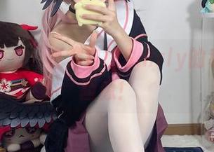 无谈情说爱,直奔白栎Shirly的私房奶牛画像!
