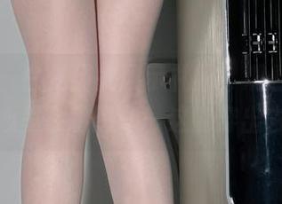 微密圈 - 白龙猫女展示礼服，观看图包的同时心里在暗想——这能穿出去吗？
