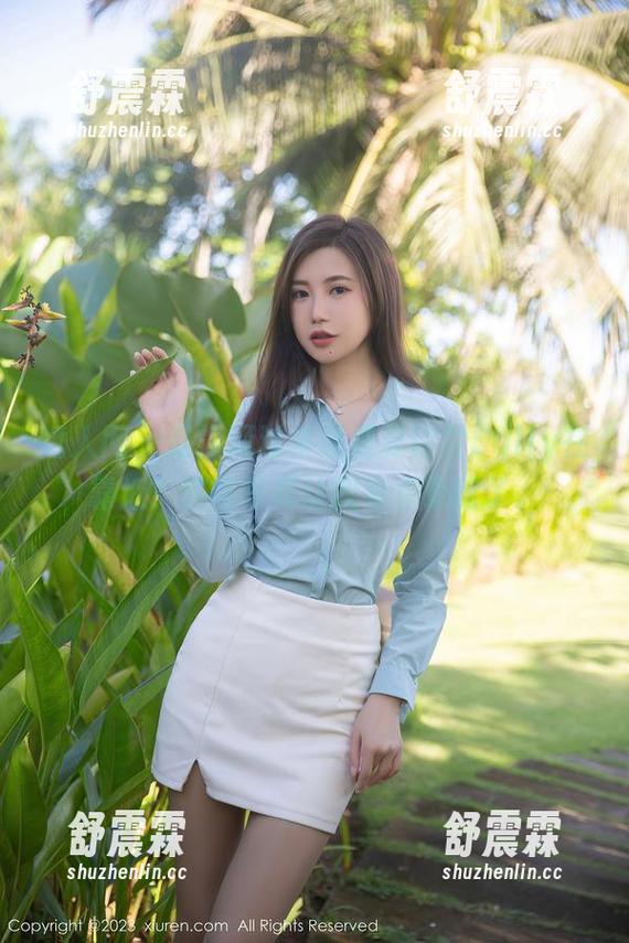 秀人网 - 是海涌过来还是夏诗雯Sally在靠近？这幅写真让我有点晕眩了。