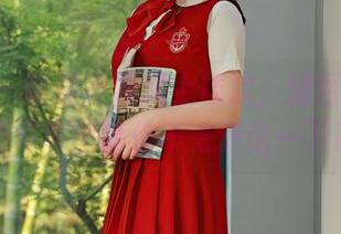 秀人网 - 制服养眼又上档次，婕西儿jessie的写真图集你不来评论一下吗？