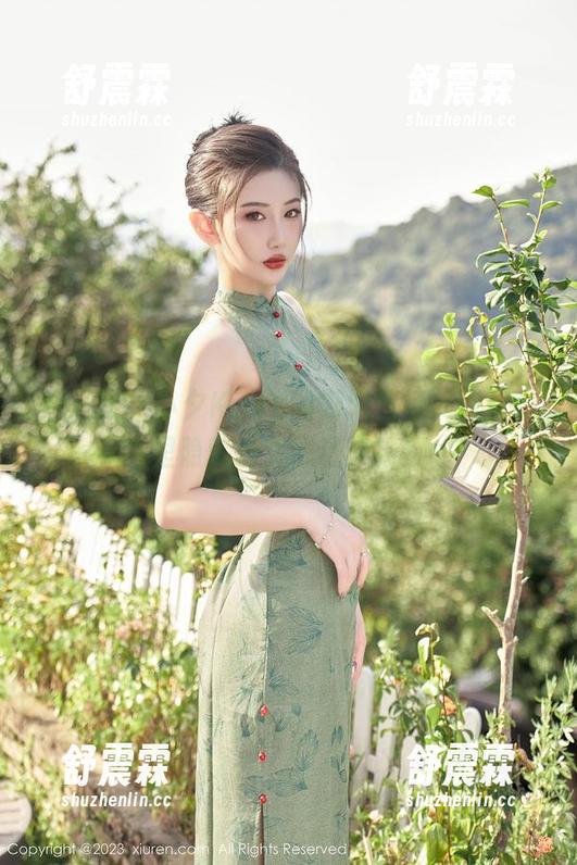 秀人网-小夕Kitty 秀人网 - 小夕Kitty的御姐气场,写真集里隐藏的资源让人猜疑