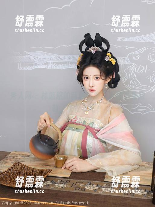 秀人网 - 林悠悠的制服图集，丢掉下载限制，随便拿吧！