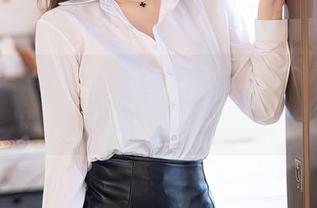 秀人网 - 要吗放个大招，要吗送个免费图包，果儿victoria的制服魅惑无与伦比！