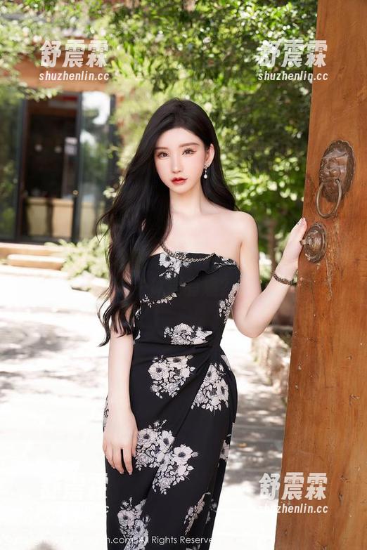 秀人网 - 听说沈思怡的校服最新合集能让午休更有趣？